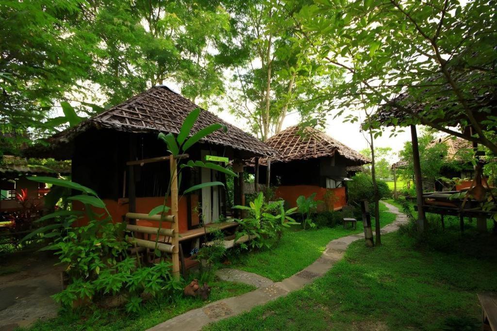 Khun Nai Tern Sai Hotel (Adults Only) Pai Bagian luar foto